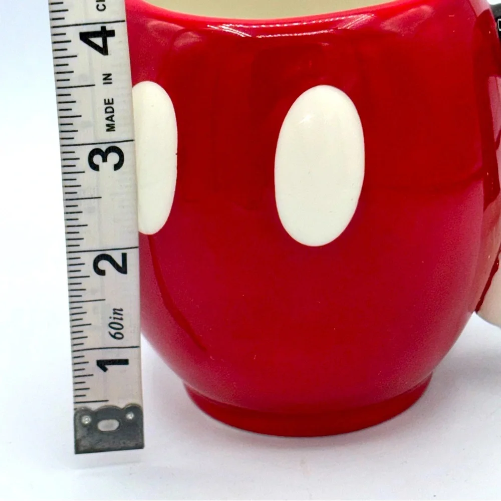 Disney Zak! Mickey Mouse Red Pants Arm 15 Ounce Sculpted Ceramic Coffee Cup Mug